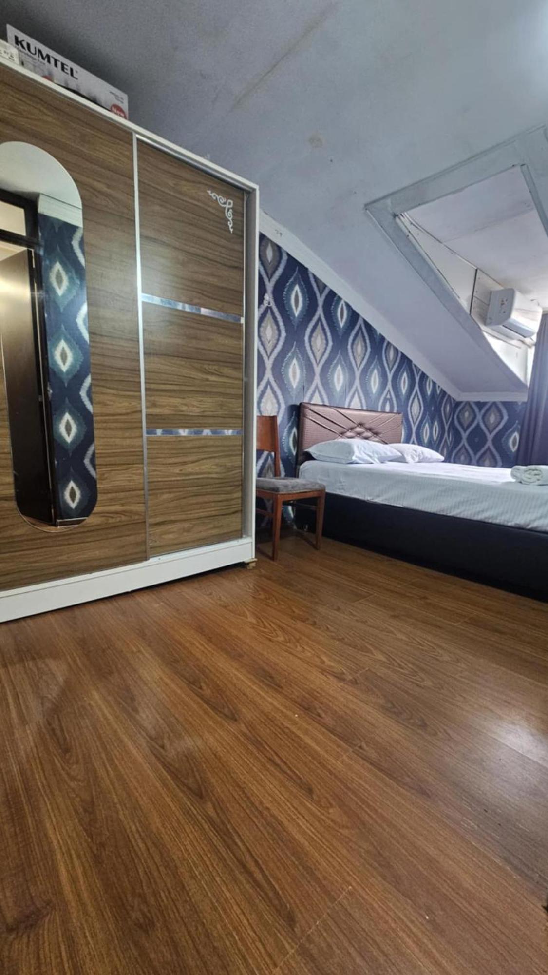 Apartment Zurabi Batumi Exterior photo